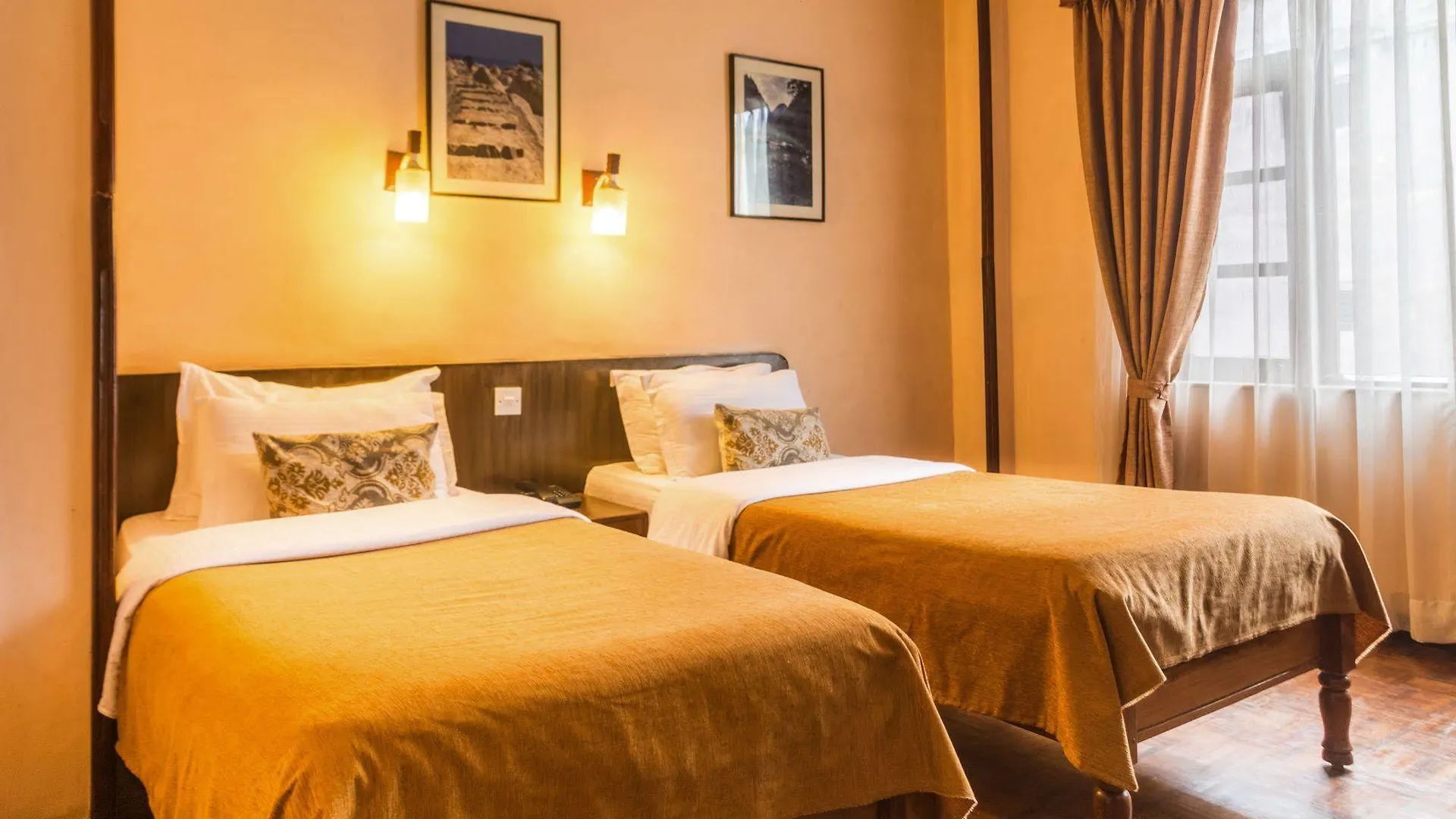 Hotel Excelsior Kathmandu 3*,  Nepal